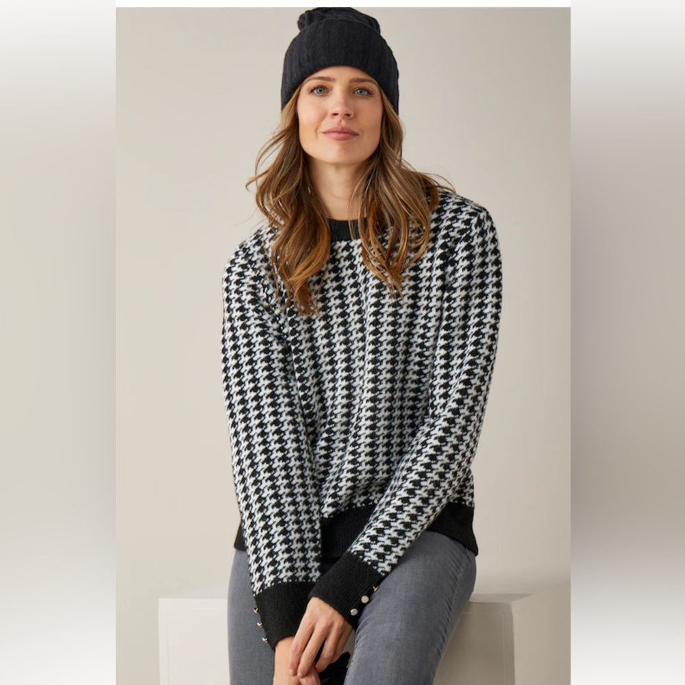 Charlie Paige sweater NWT